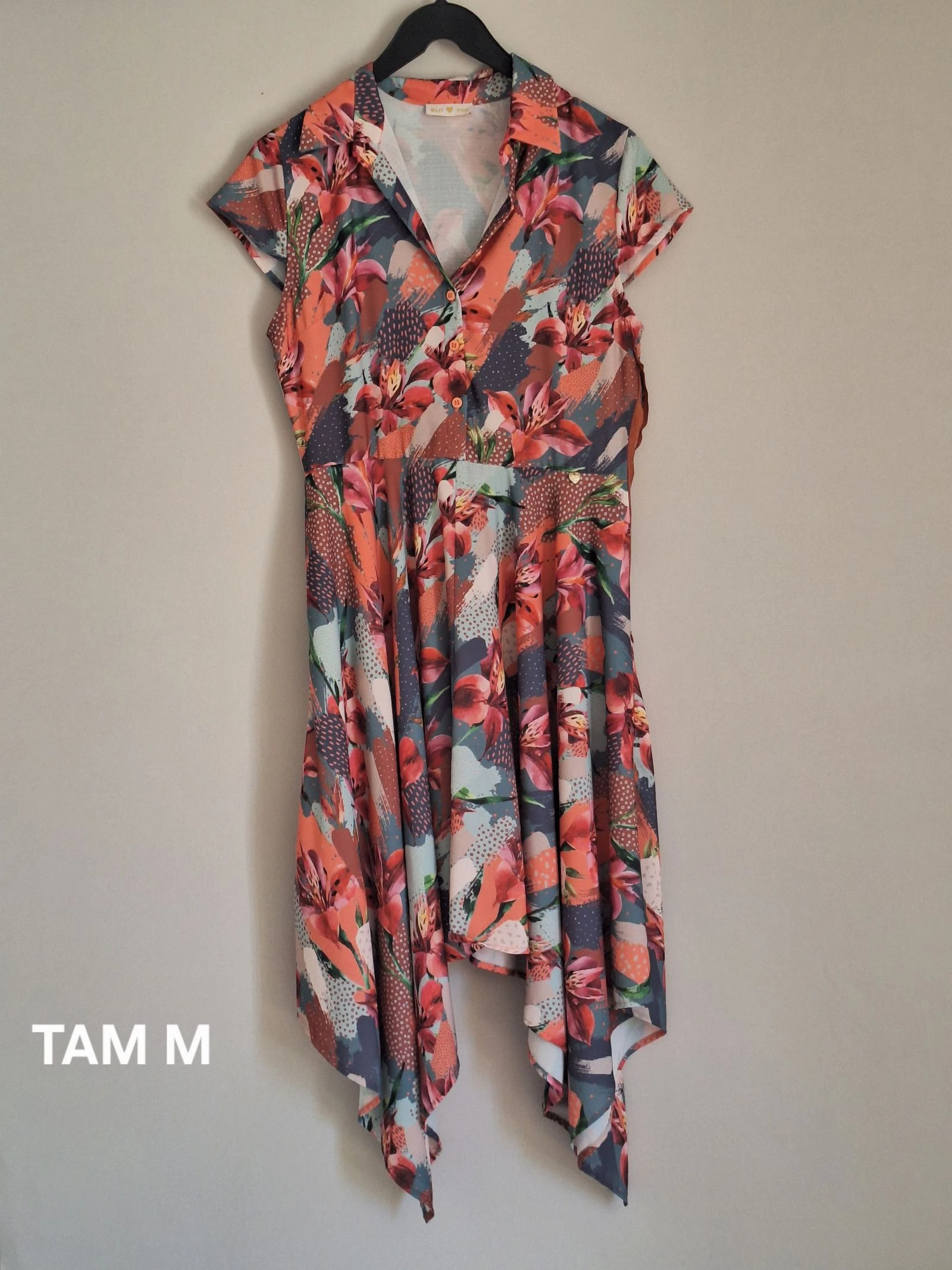 Vestido midi fluido estampado floral tam M